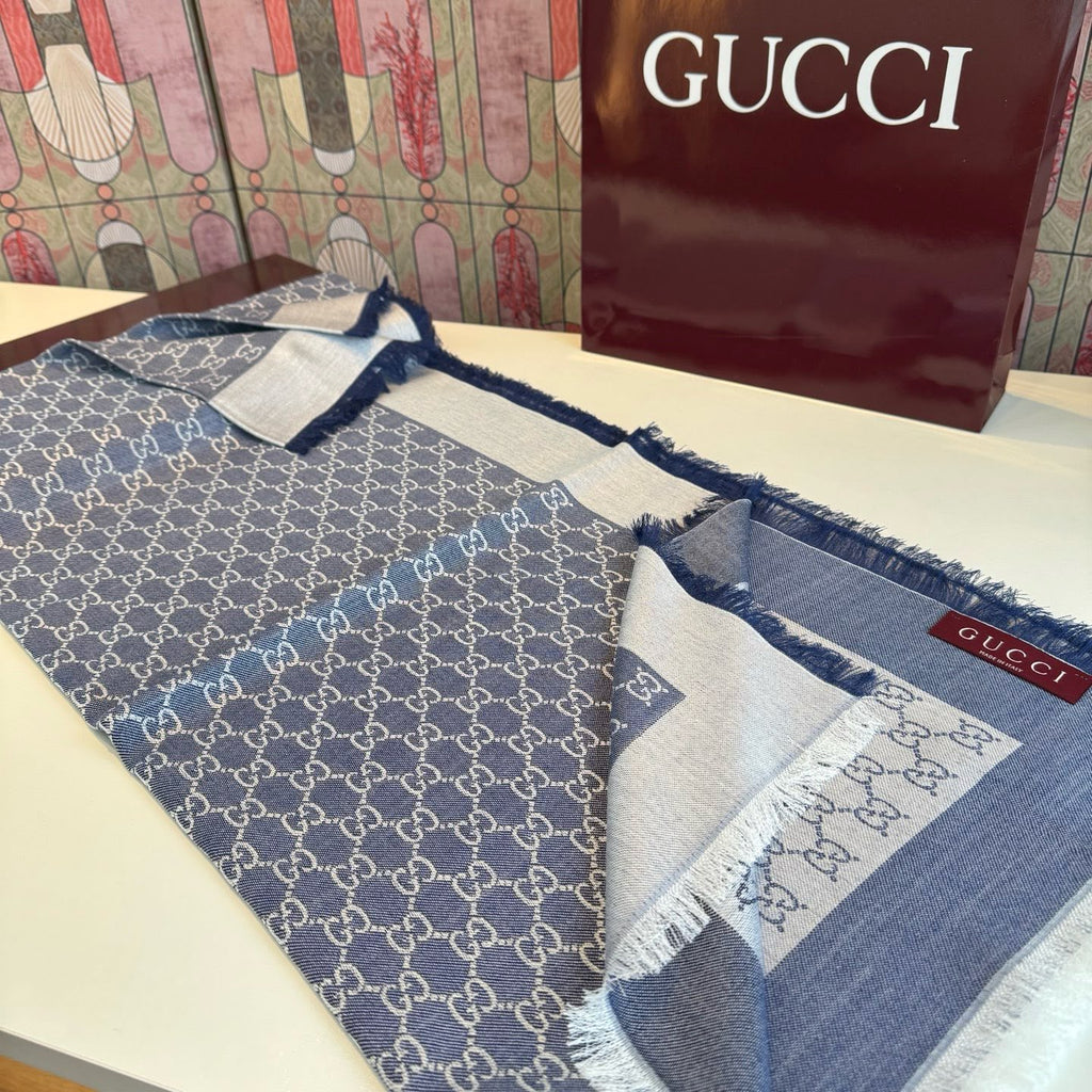 Gucci GG Border Fringed Scarf