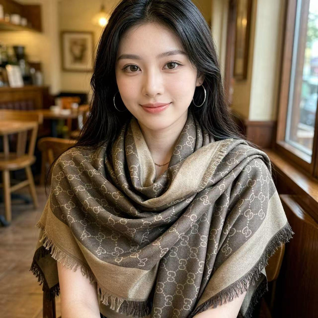 Gucci GG Border Fringed Scarf