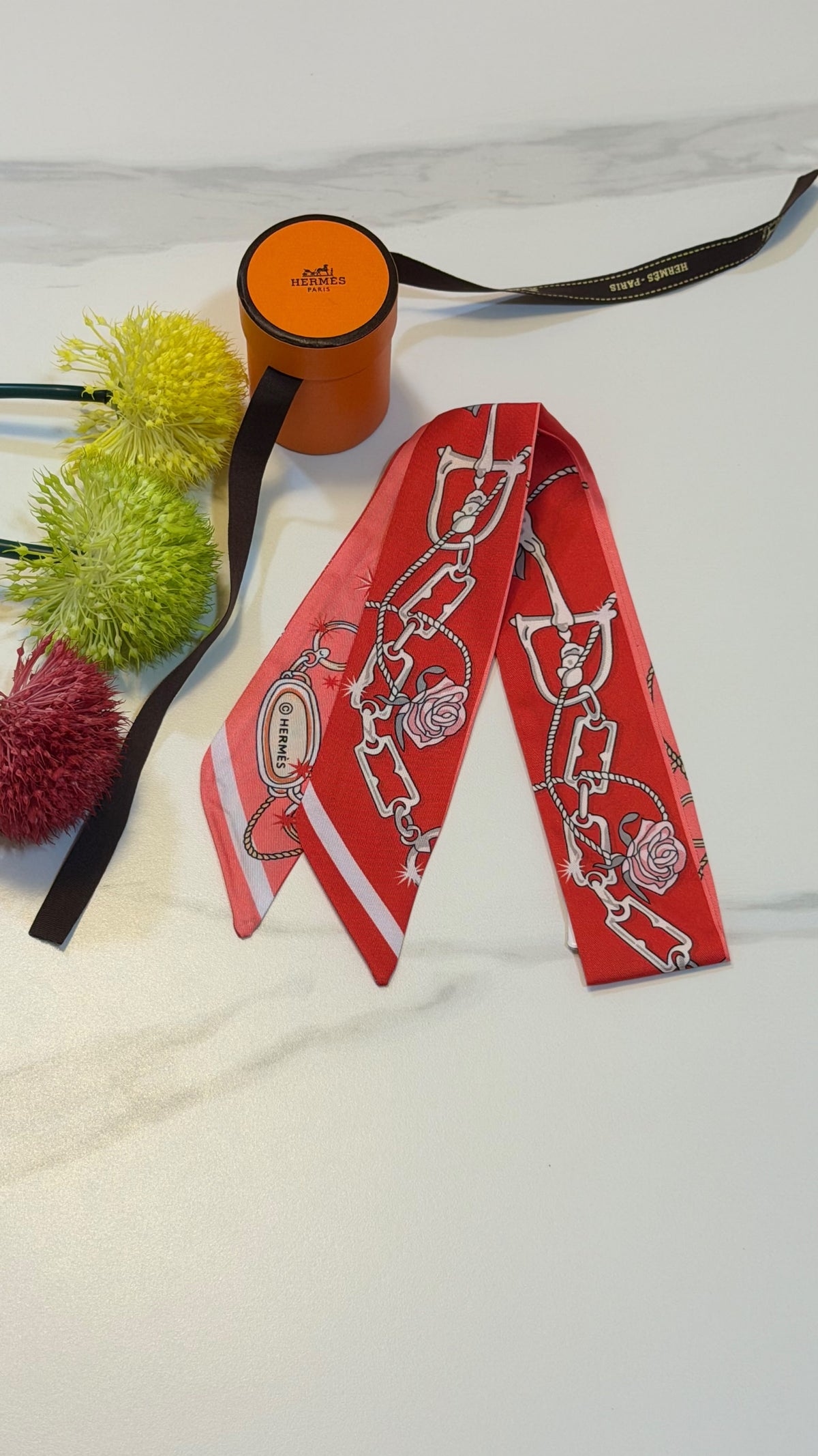 Hermès Chain Rose Twilly Scarf
