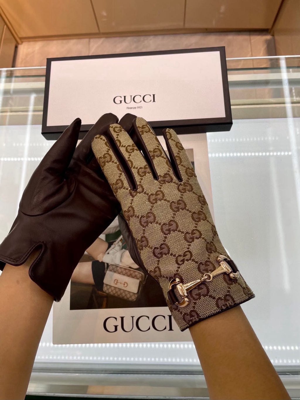 Gucci GG Hardware Gloves