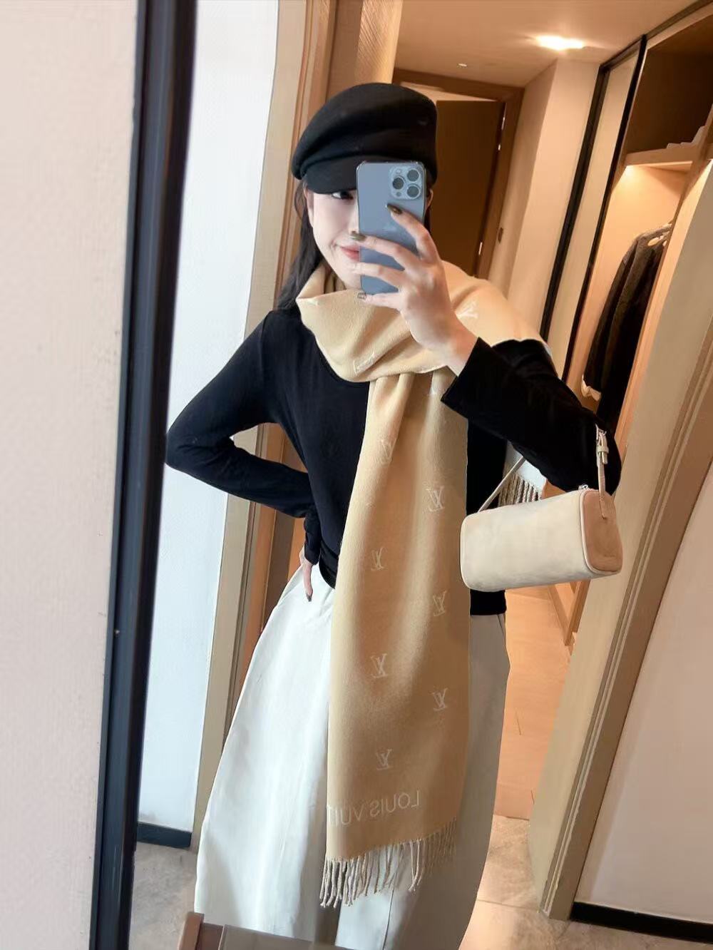 Louis Vuitton Small Logo Fringed Scarf