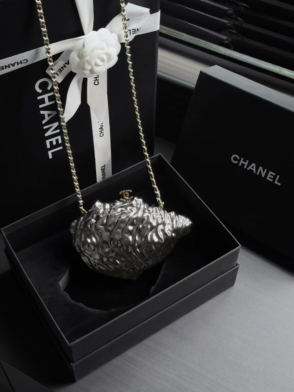 CHANEL Silver Shell Chain Bag
