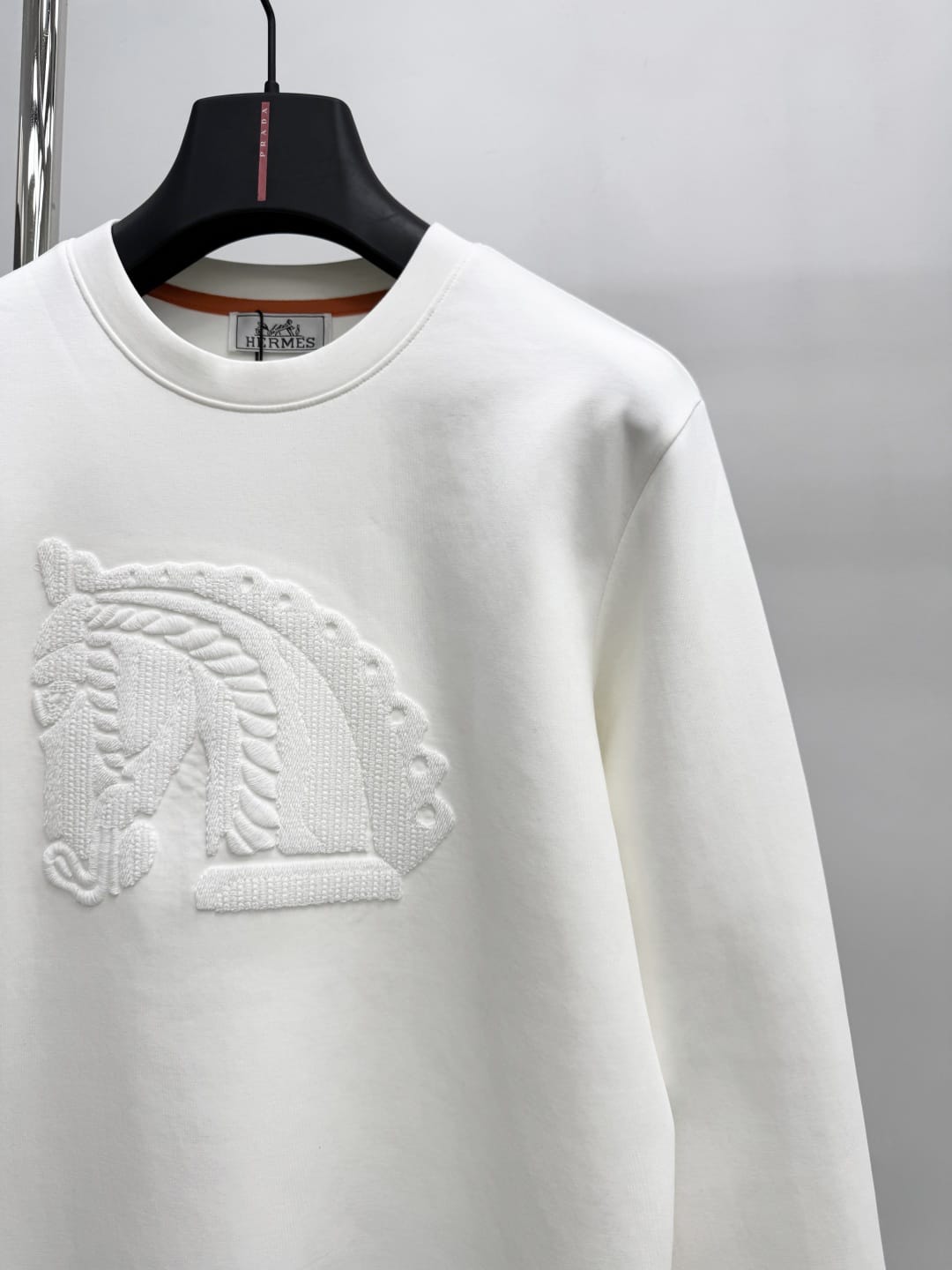 HERMES White Embroidered Horse Crewneck Sweatshirt