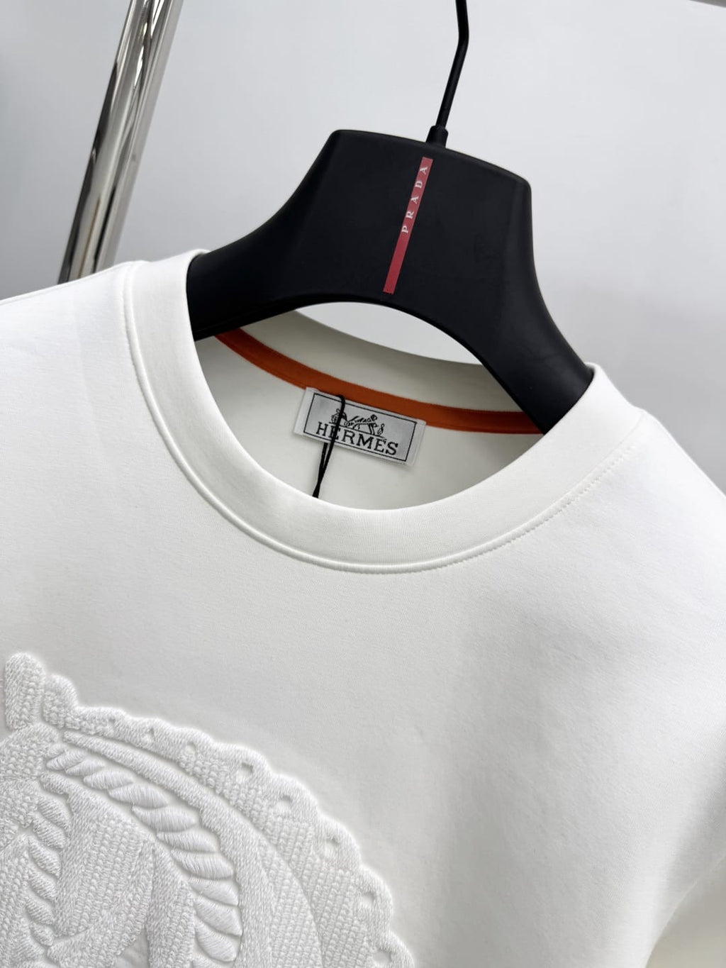 HERMES White Embroidered Horse Crewneck Sweatshirt
