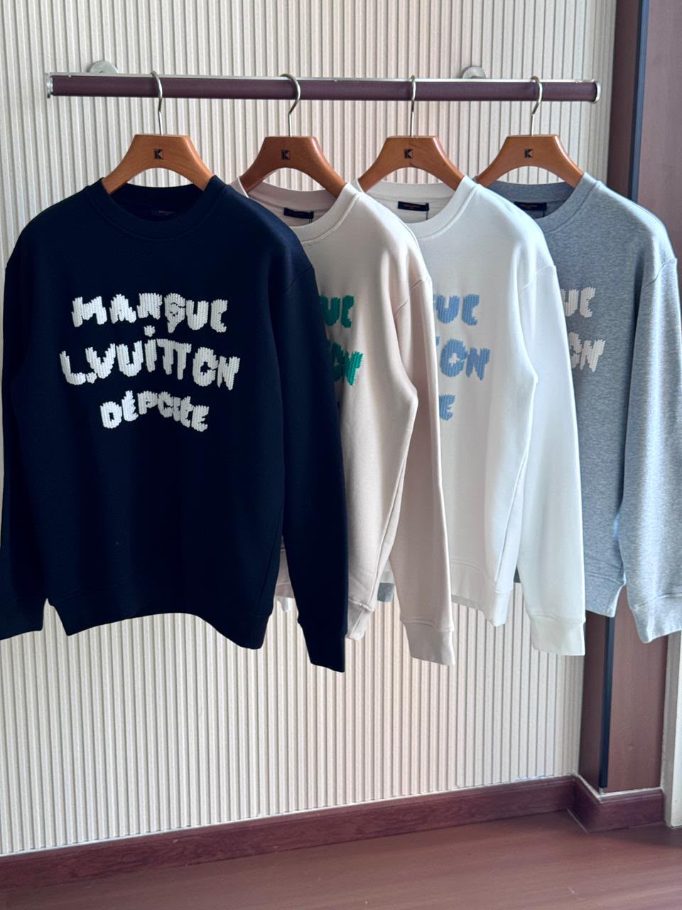 LV Men Embroidered Script Sweater