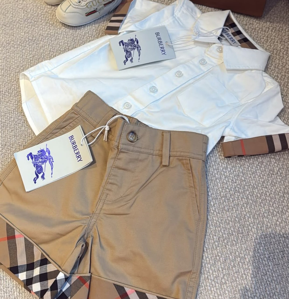 Burberry Baby White Shirt Beige Shorts Set