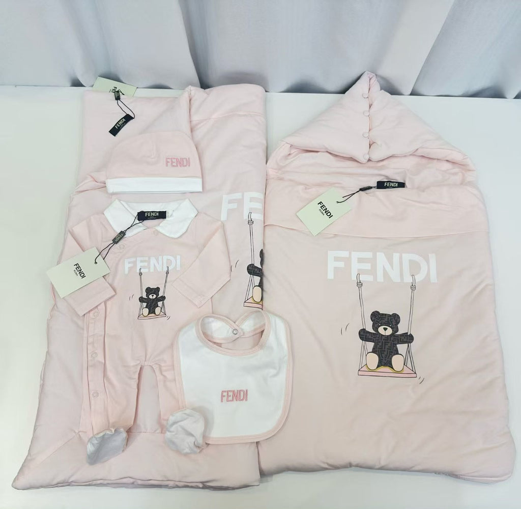 FENDI Baby Swing Bear Newborn Set