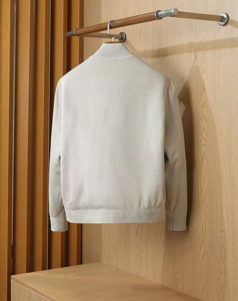 MONCLER Quilted Front Knit Sleeve Zip Jacket