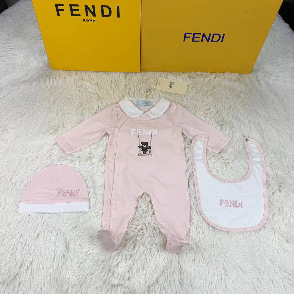 FENDI Swing Bear Newborn Gift Set