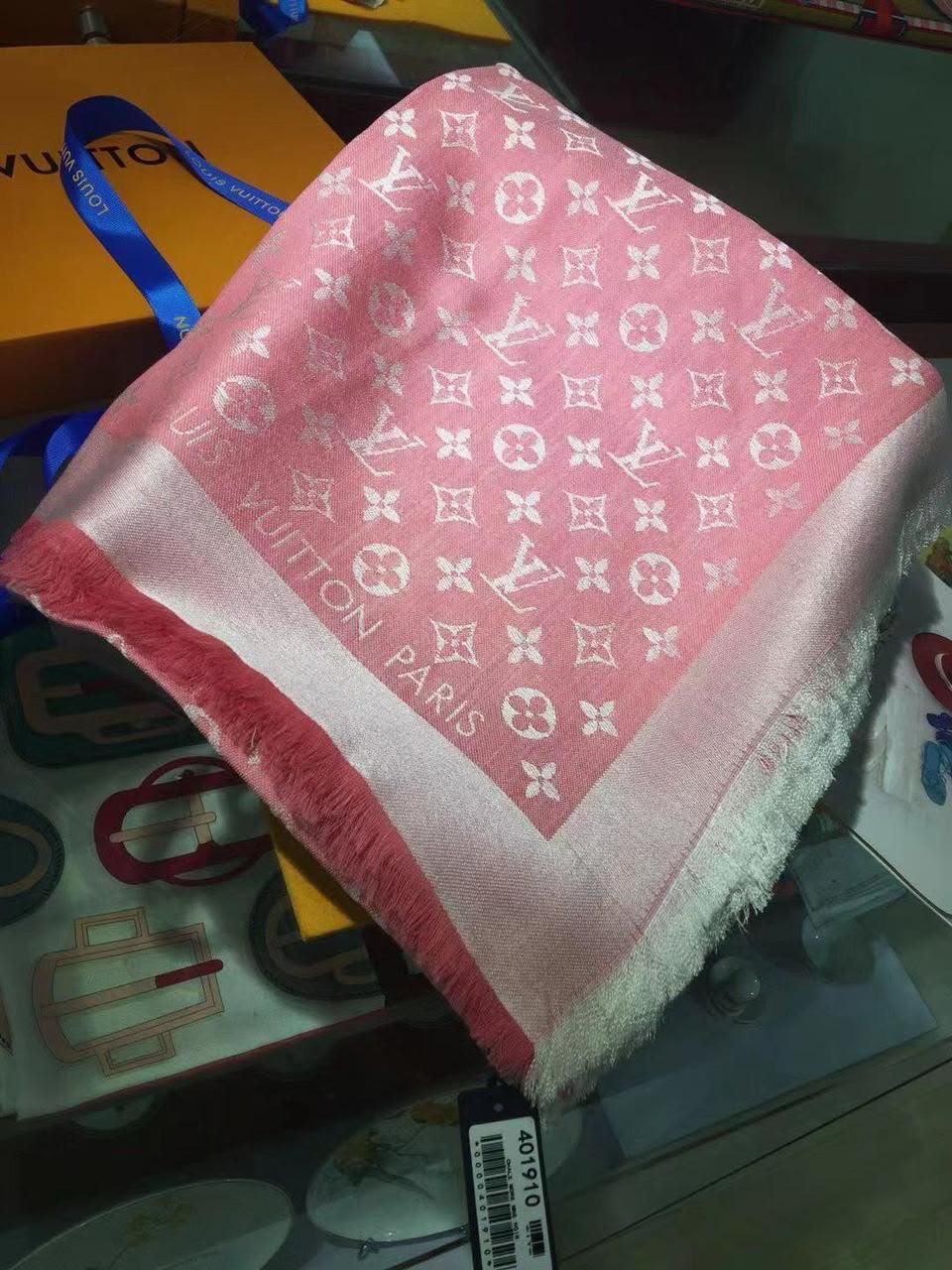 LV Contrast Border Monogram Square Scarf