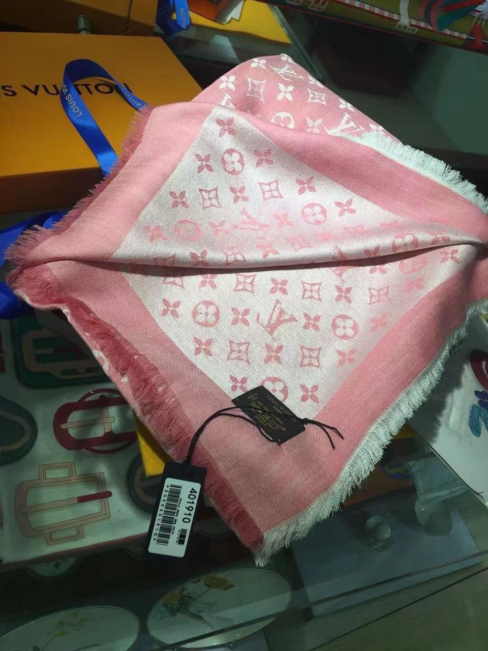 LV Contrast Border Monogram Square Scarf