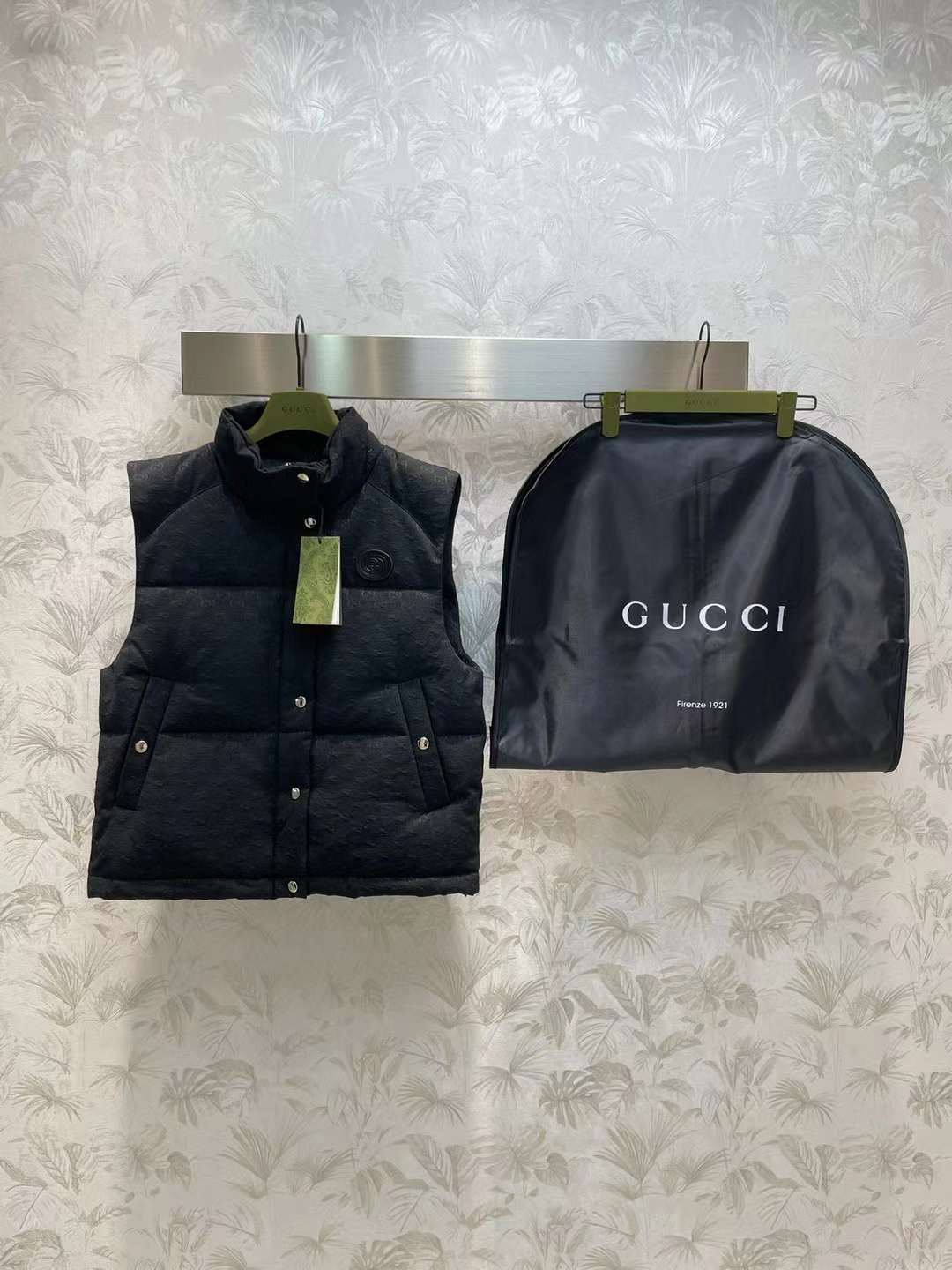 GUCCI Puffer Vest
