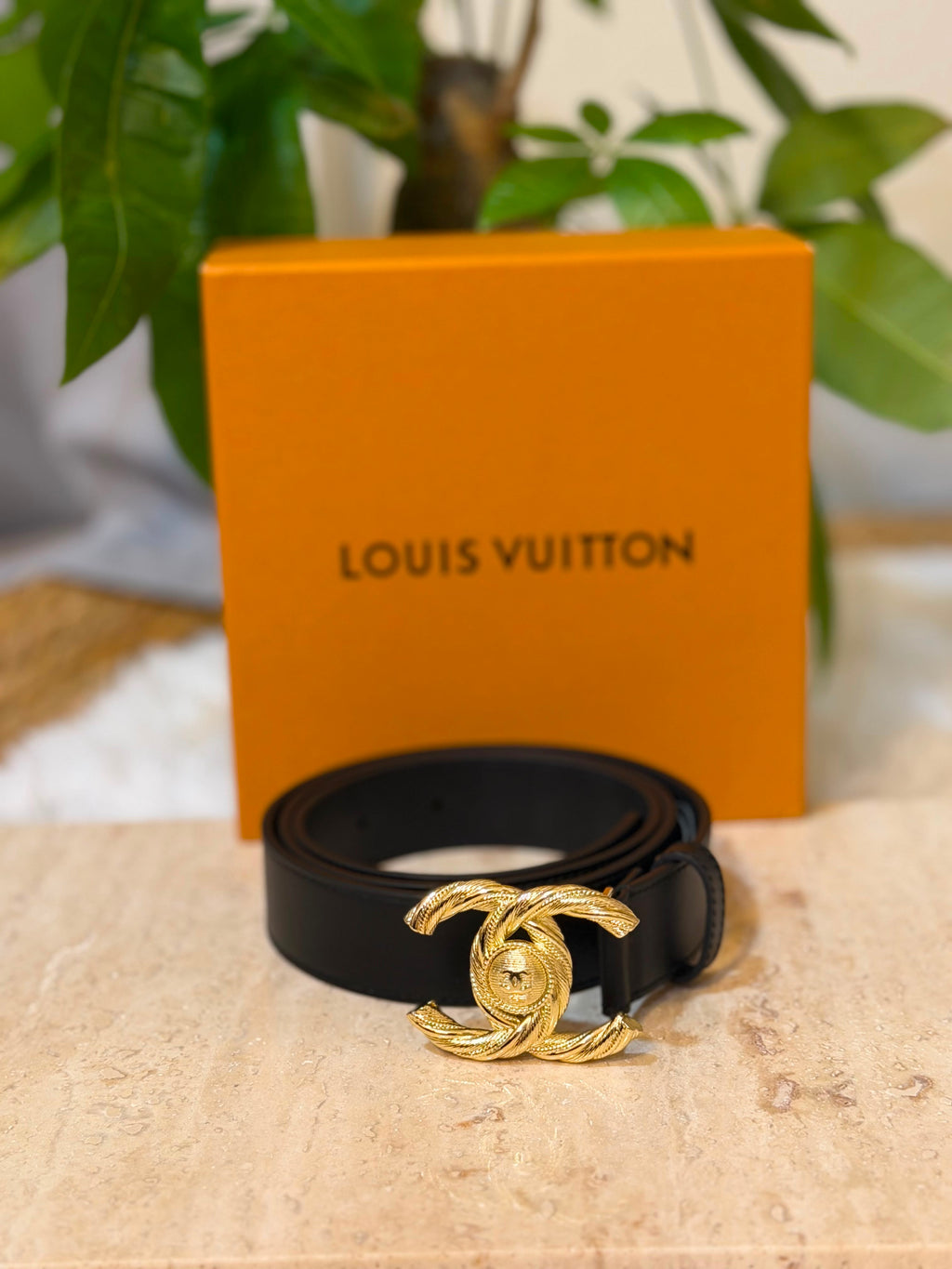 Chanel CC Logo Twist Belt