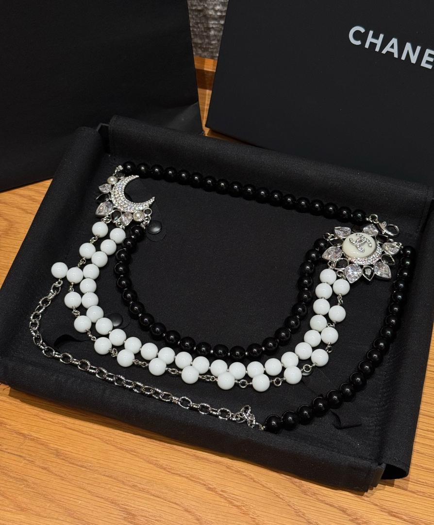 Chanel CC Crystal Embellished Black and White Beaded Chain Belt