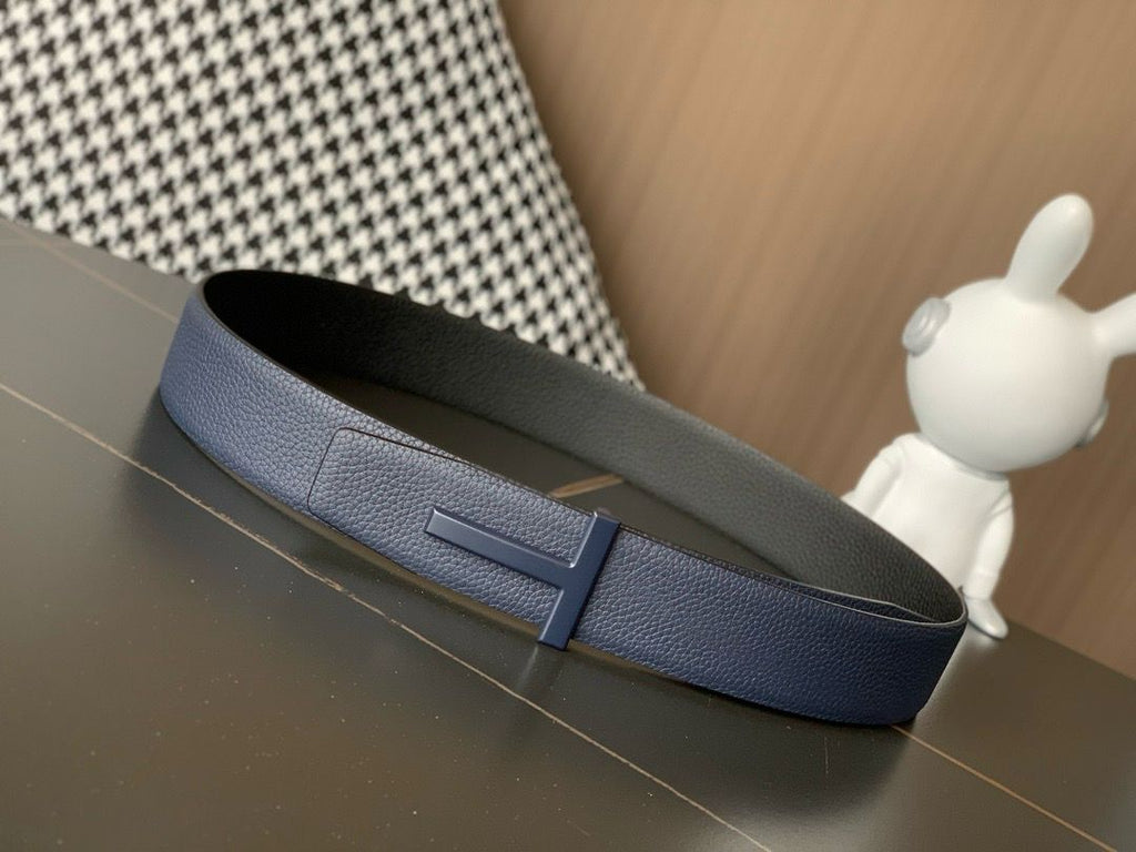Tom Ford T Buckle Reversible Leather Belt – Grained Leather