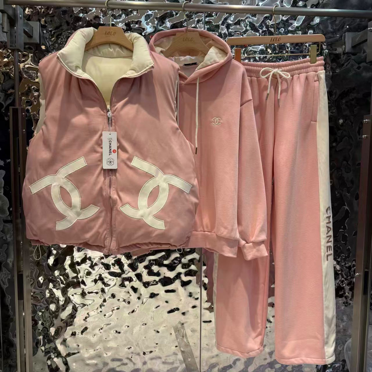 CHANEL Three-Piece Set with Reversible Vest
