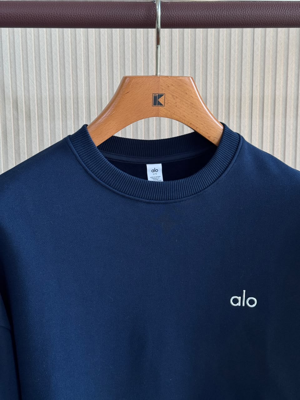 alo Small Logo Crewneck