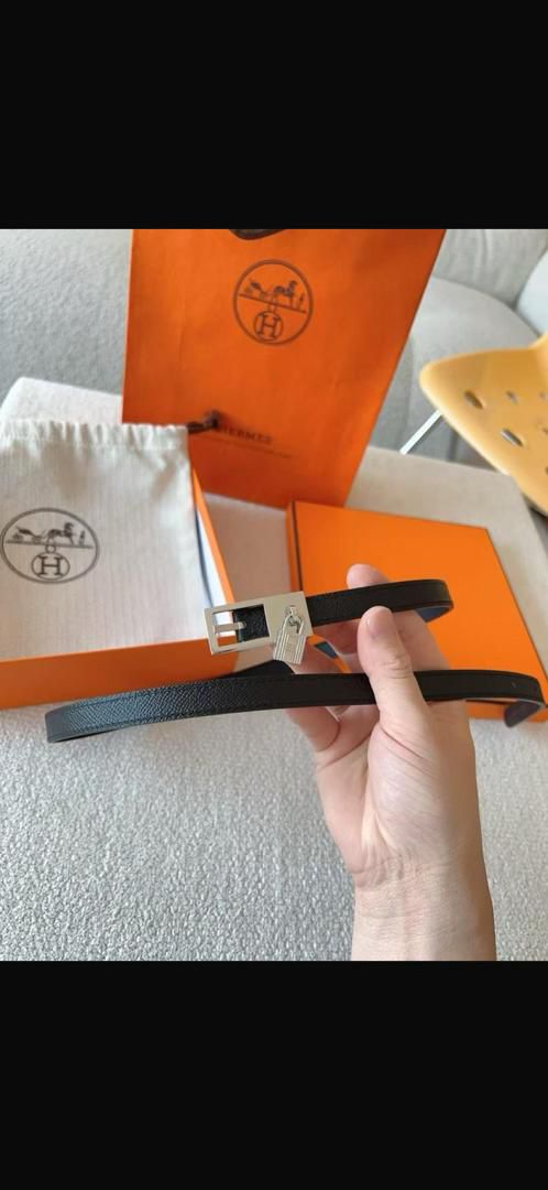 HERMÈS — Kelly 18 Belt