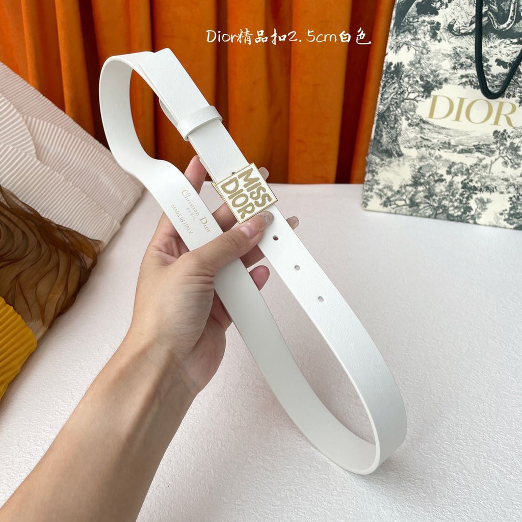 DIOR — Miss Dior Belt