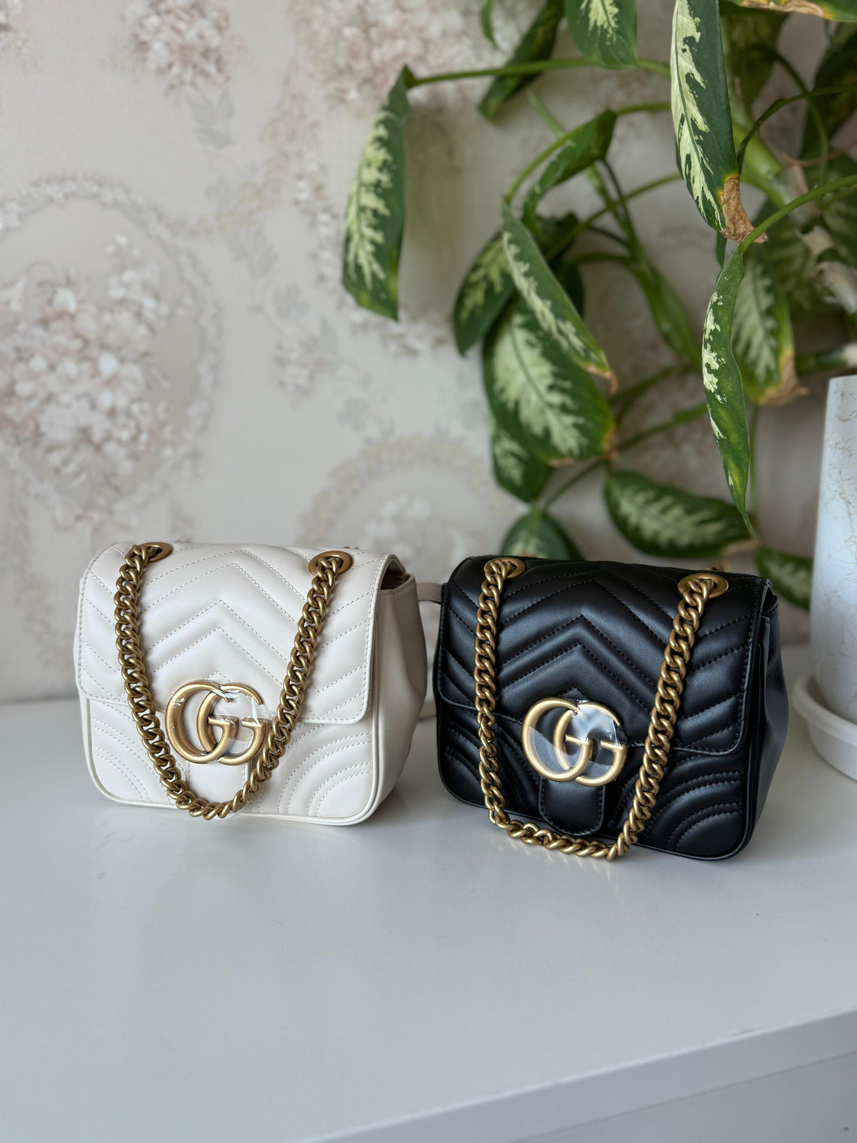 Gucci GG Marmont Matelassé Small Shoulder