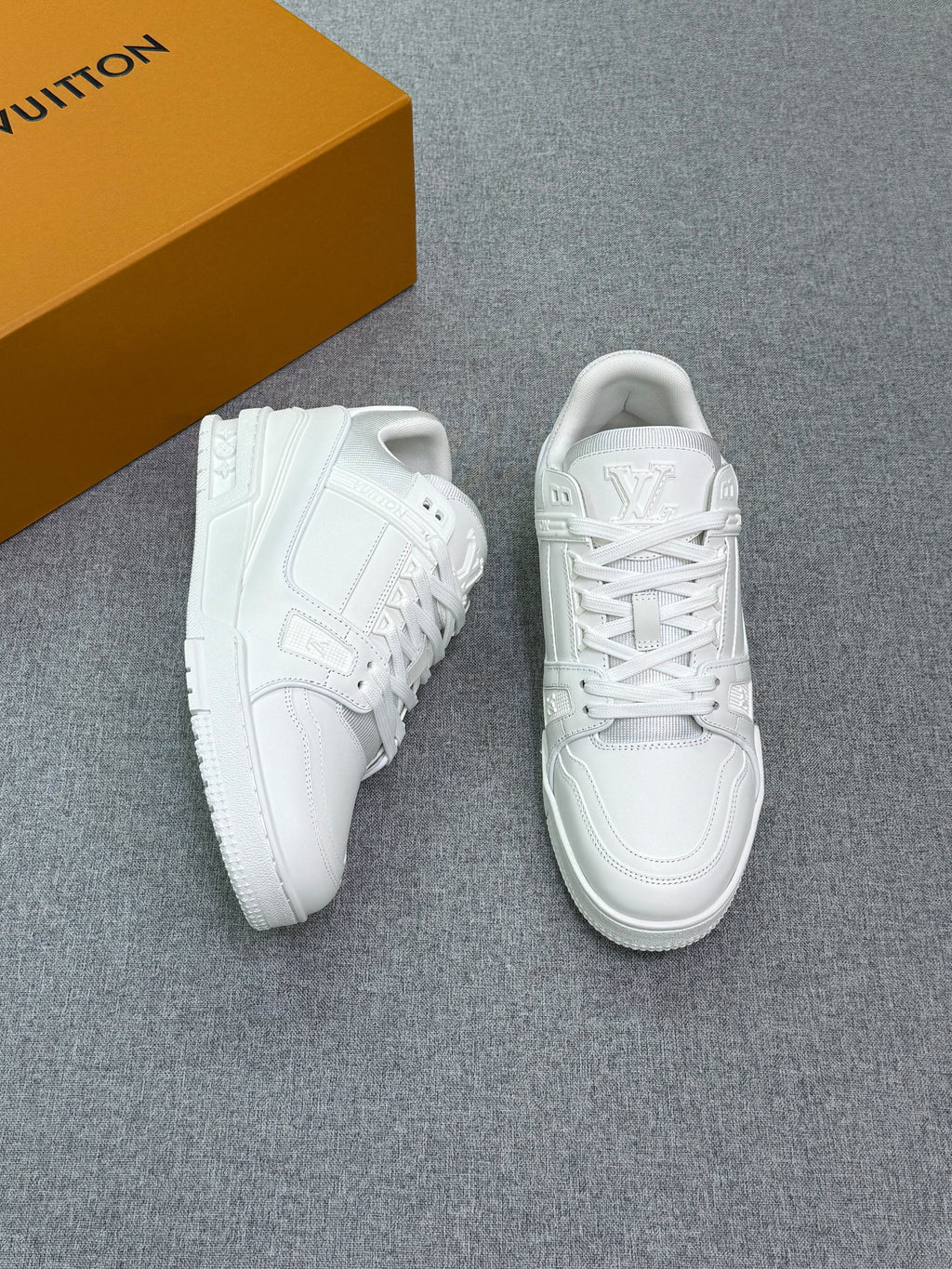 Louis Vuitton Trainer Sneaker