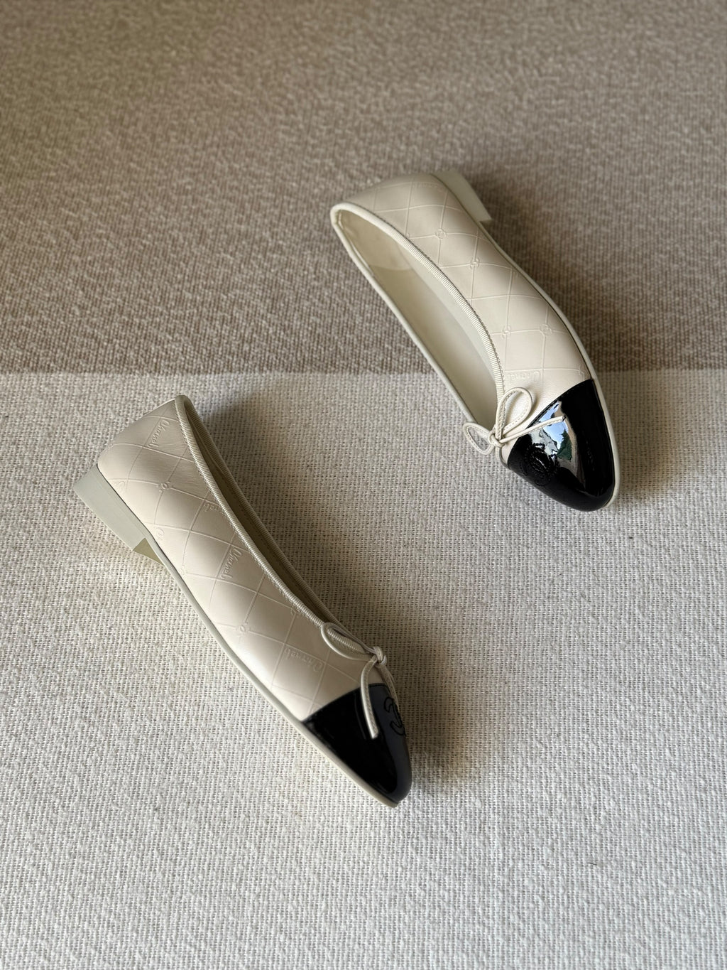 CHANEL Quilted Bow Patent Cap-Toe Ballet Flats