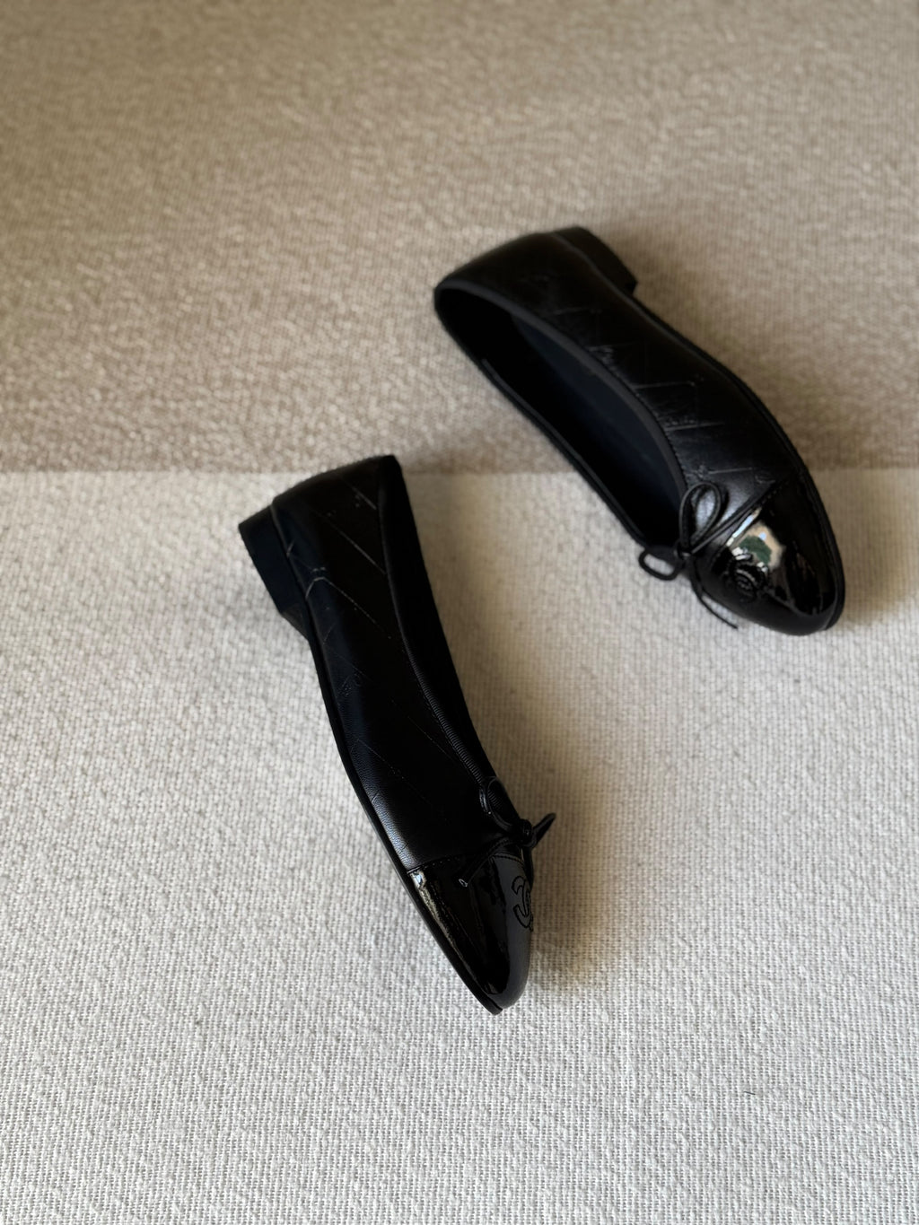 CHANEL Quilted Bow Patent Cap-Toe Ballet Flats