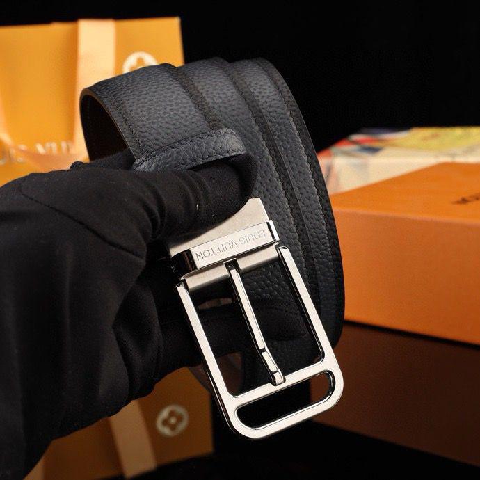 Louis Vuitton Pont Neuf Leather Belt