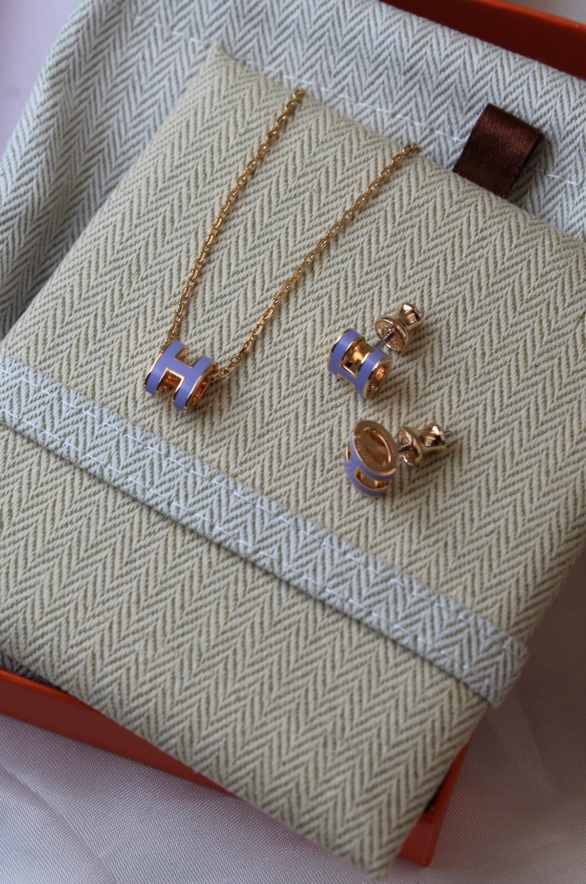 Hermès Pop H Necklace and Earrings Jewelry Set