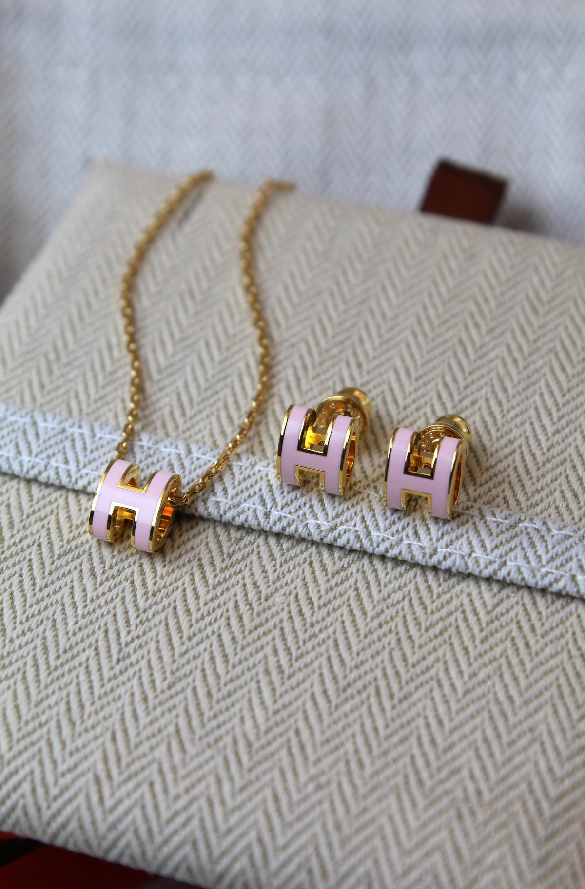 Hermès Pop H Necklace and Earrings Jewelry Set