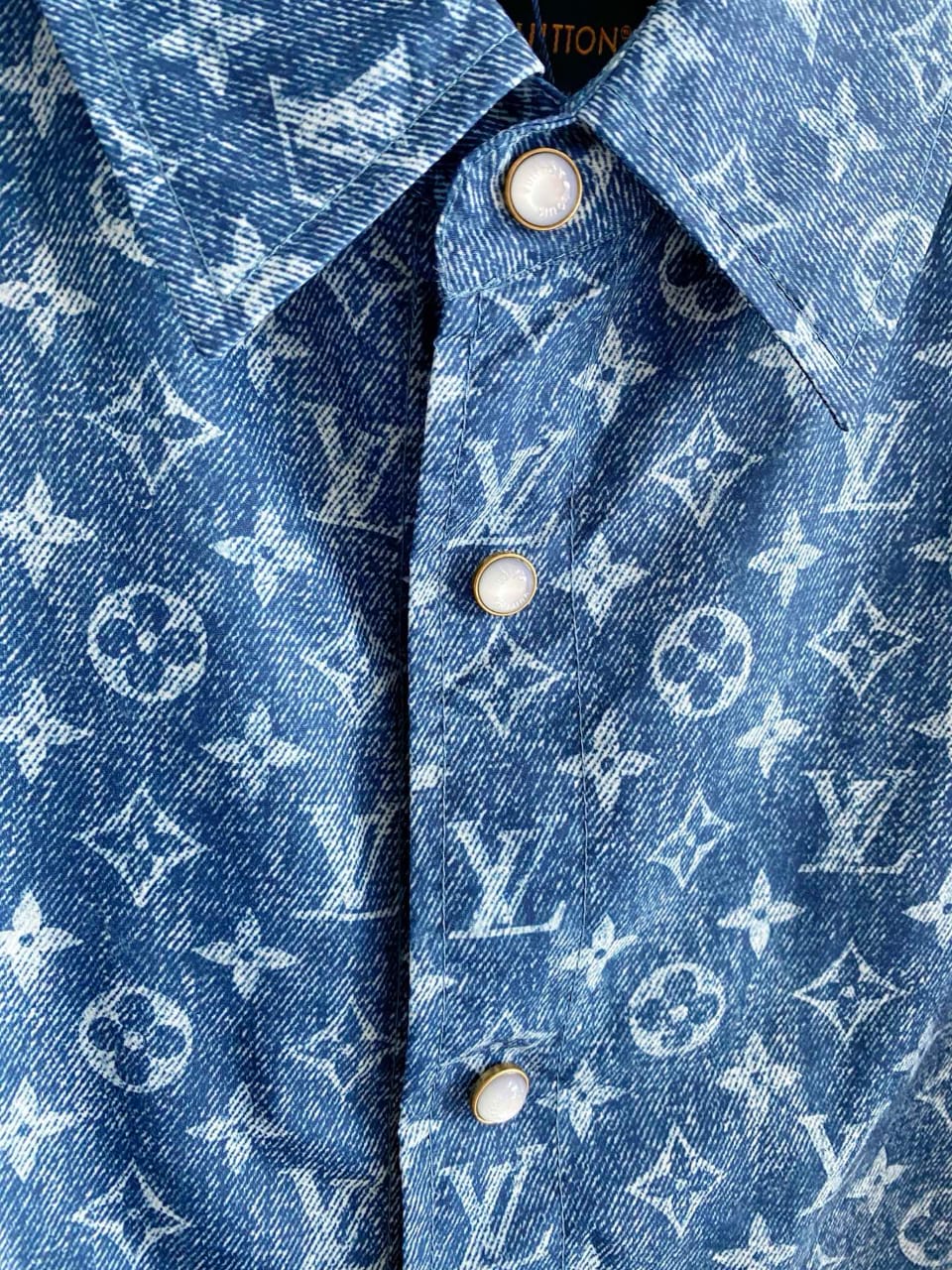 LOUIS VUITTON  Set 
