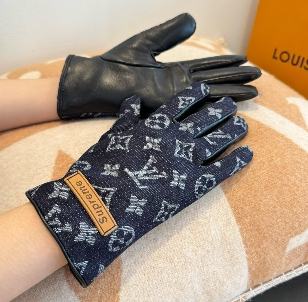 Monogram Contrast Palm Gloves