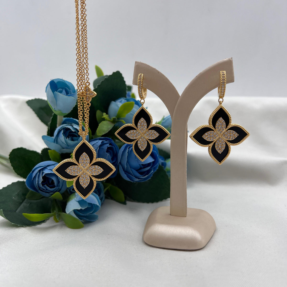 Roberto Coin Princess Flower Necklace & Earrings Set