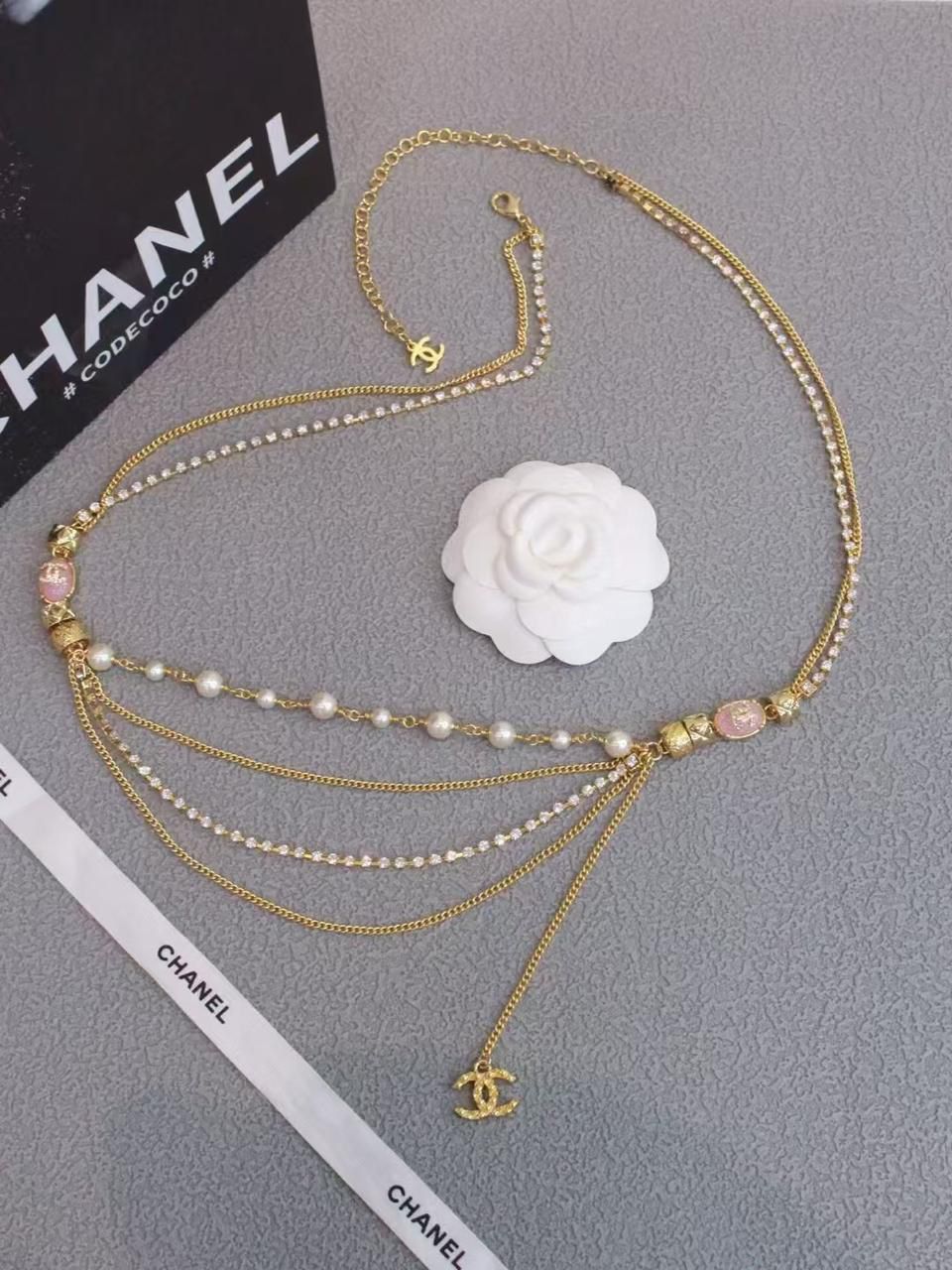 CHANEL Vintage Gripoix Pearl & Crystal Multi-Chain Belt