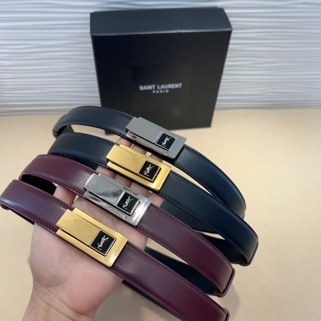 SAINT LAURENT — Le 5 à 7 Belt
