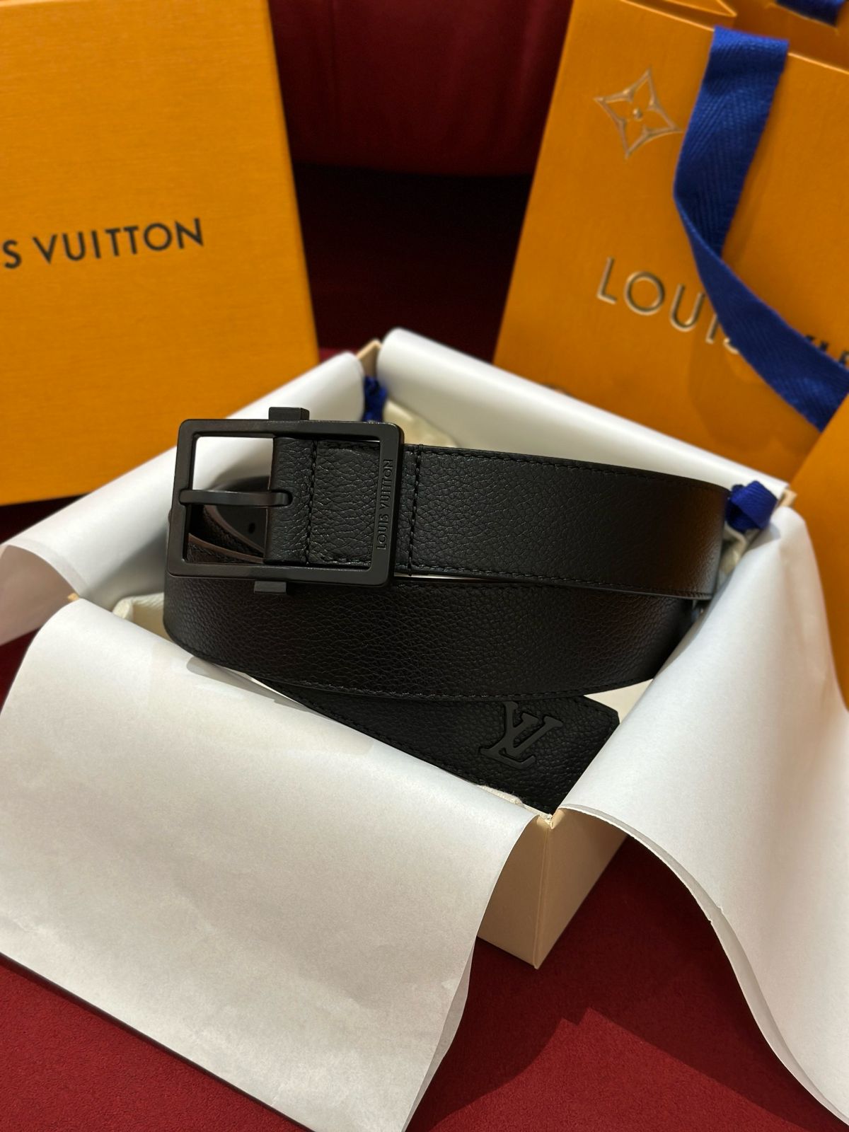 Louis Vuitton LV Aerogram Leather Belt