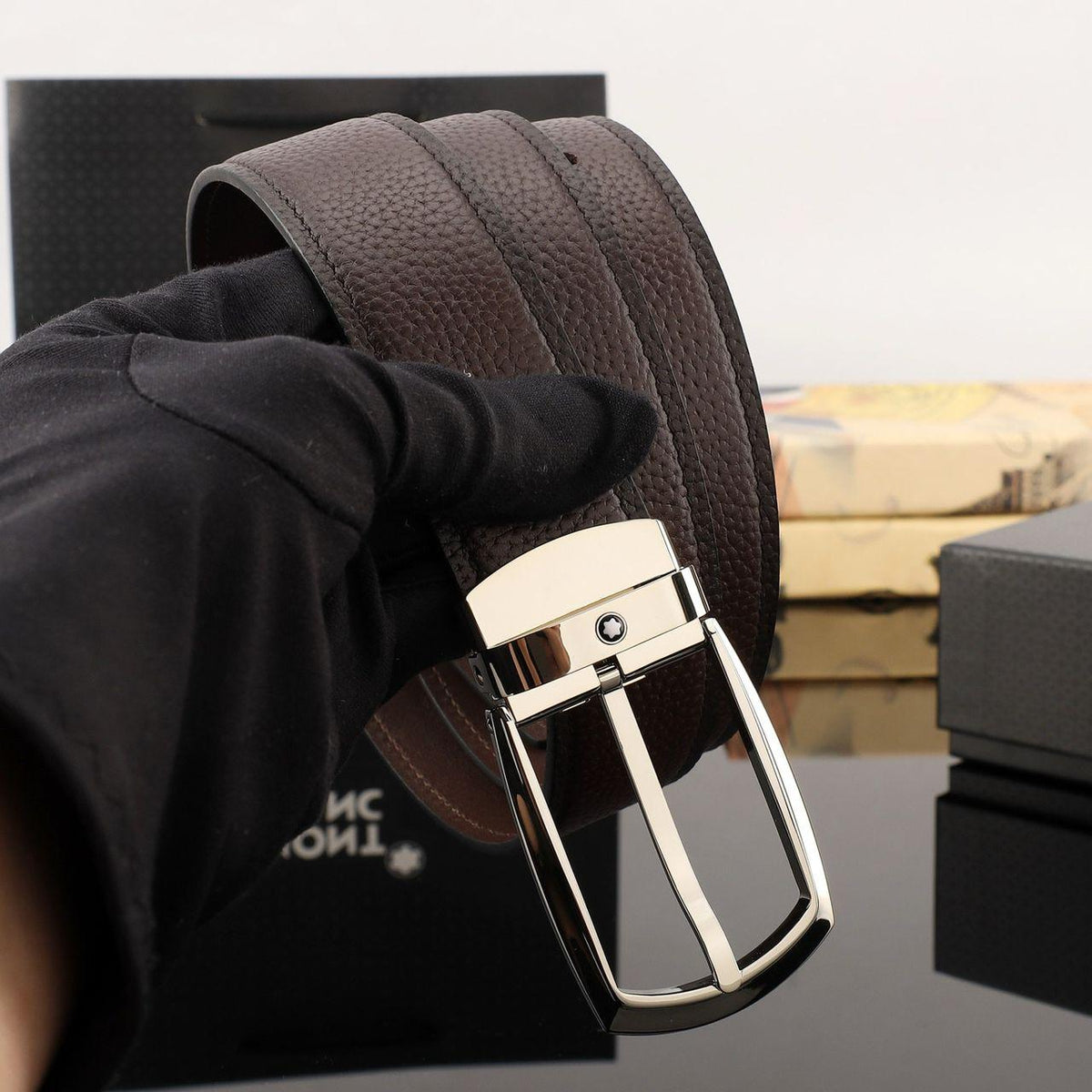 Montblanc – Horseshoe Buckle Brown/Black 35 mm Reversible Leather Belt