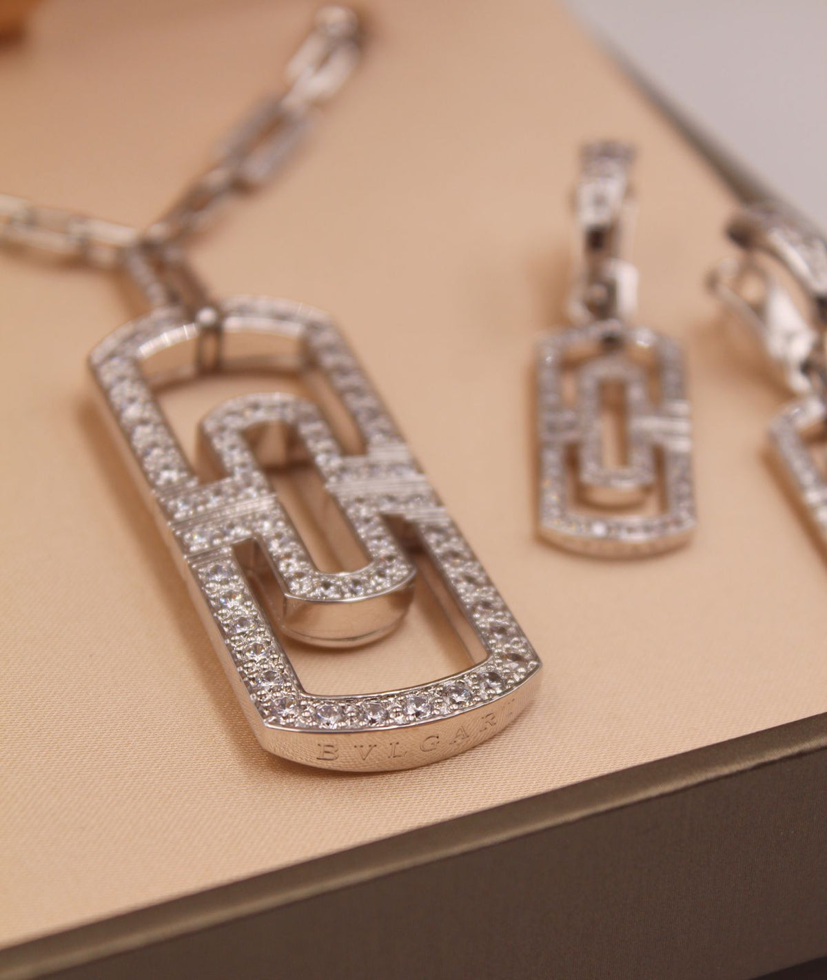 BVLGARI Rectangular Link Pendant Necklace and Earrings Set