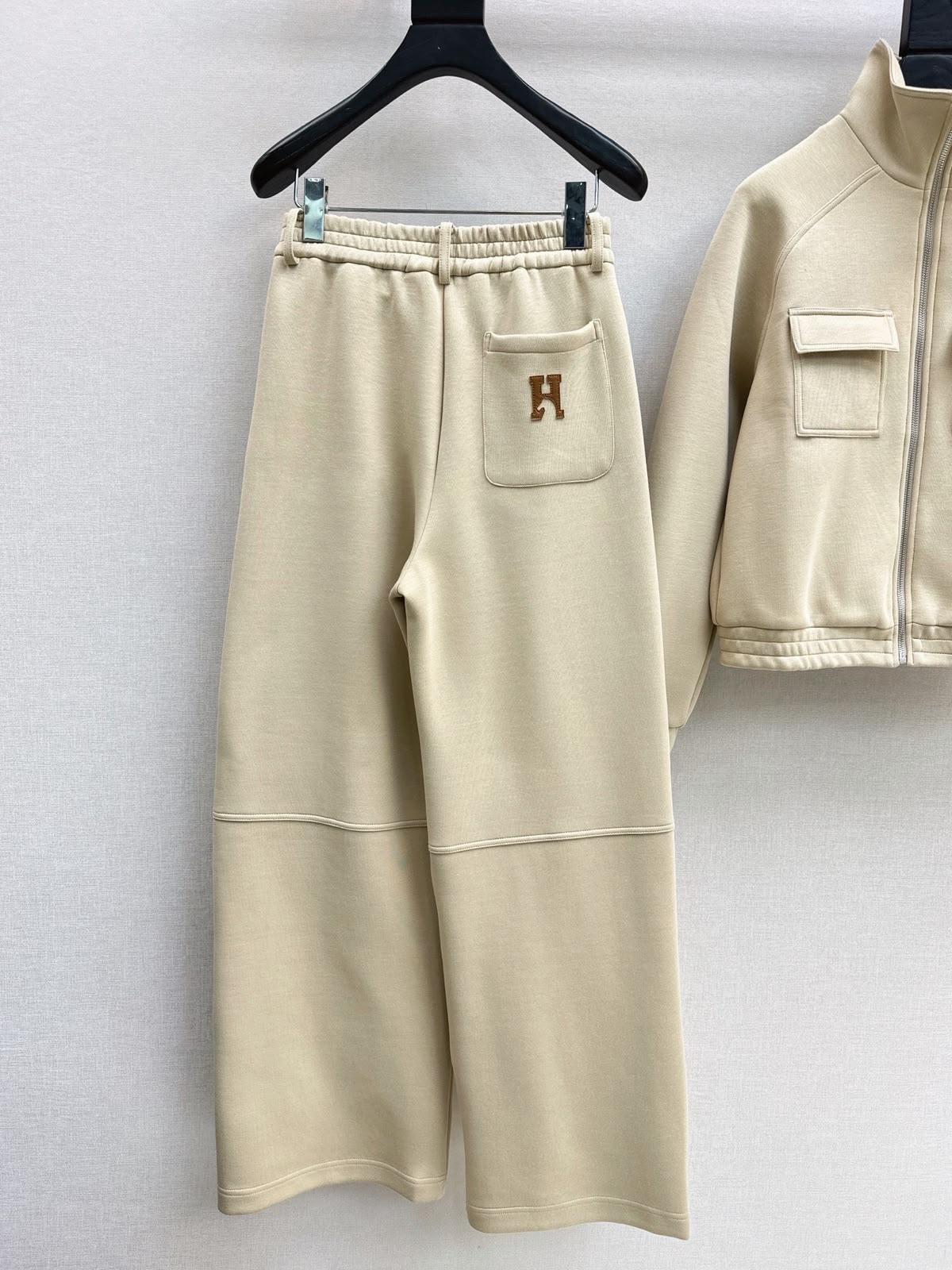 HERMES Pocket Zip Jacket and Wide-Leg Trousers Set