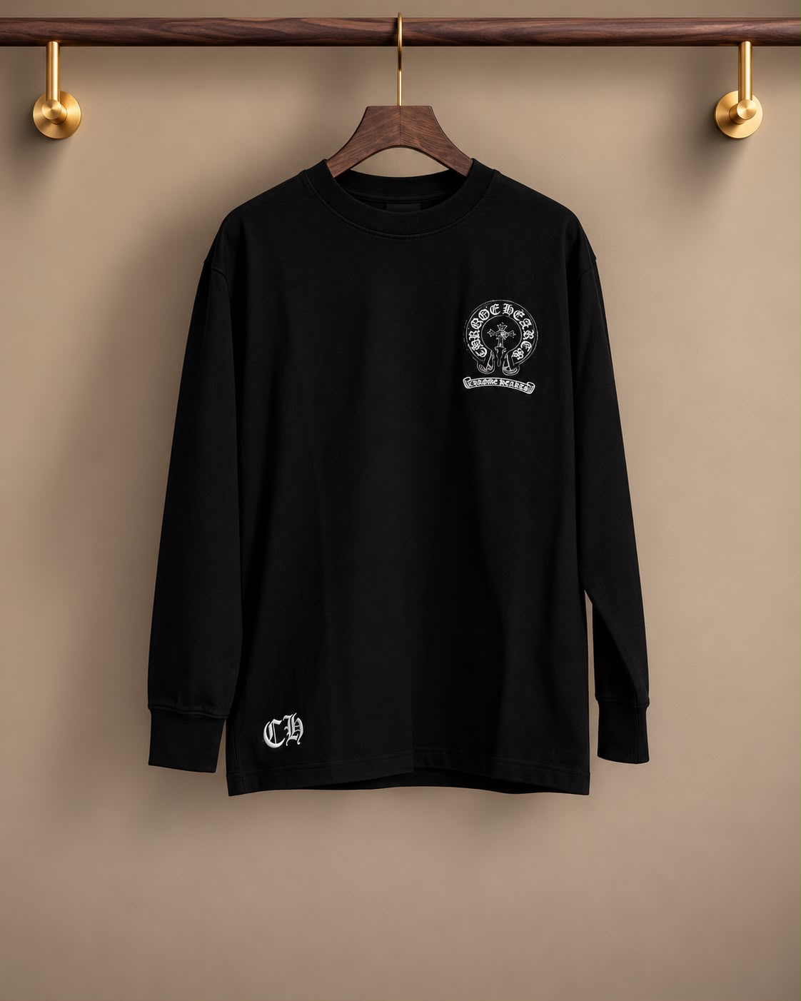 Chrome Graphic Long-Sleeve Crewneck T-Shirt