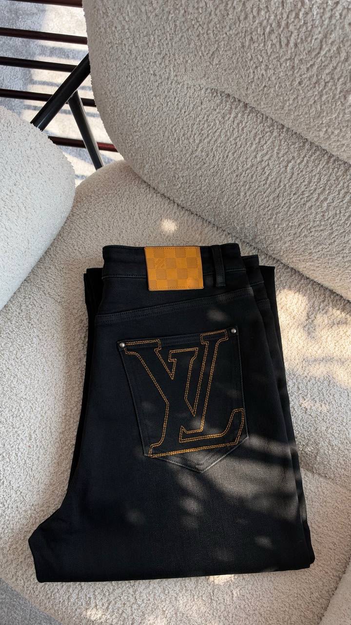 LV Small Back-Pocket Monogram Black Jeans