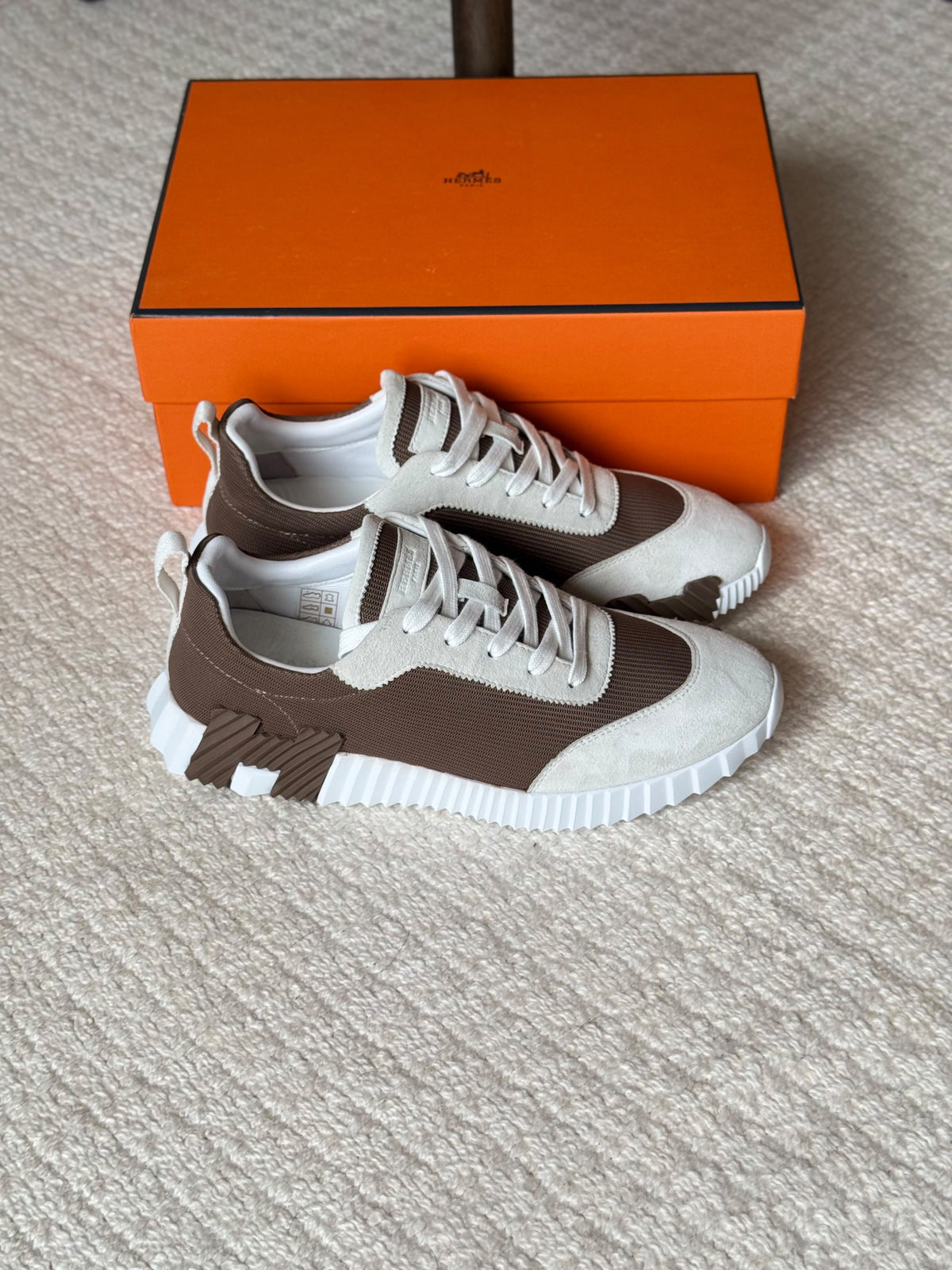 HERMES Contrast-Panel Ridged-Sole Sneakers