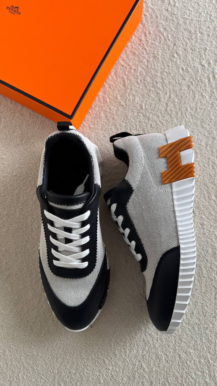 HERMES Contrast-Panel Bouncing Sneakers