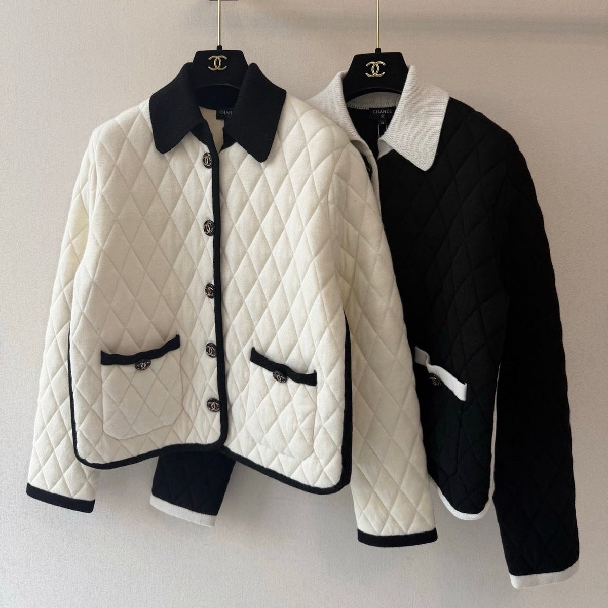 CHANEL Diamond-Pattern Contrast-Trim Jacket