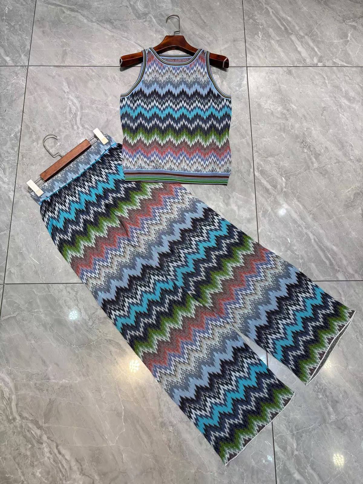 Missoni Zigzag Sleeveless Top and Wide-Leg Trousers Set