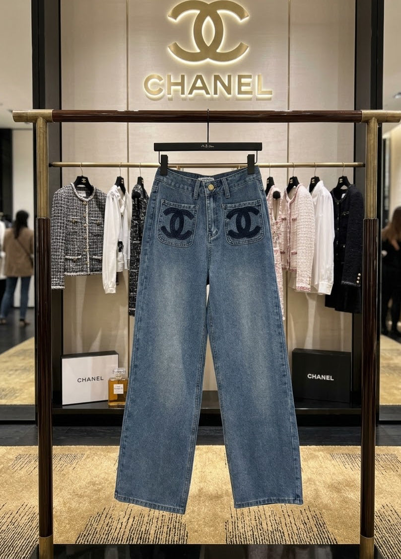 CHANEL Logo-Pocket Wide-Leg Jeans