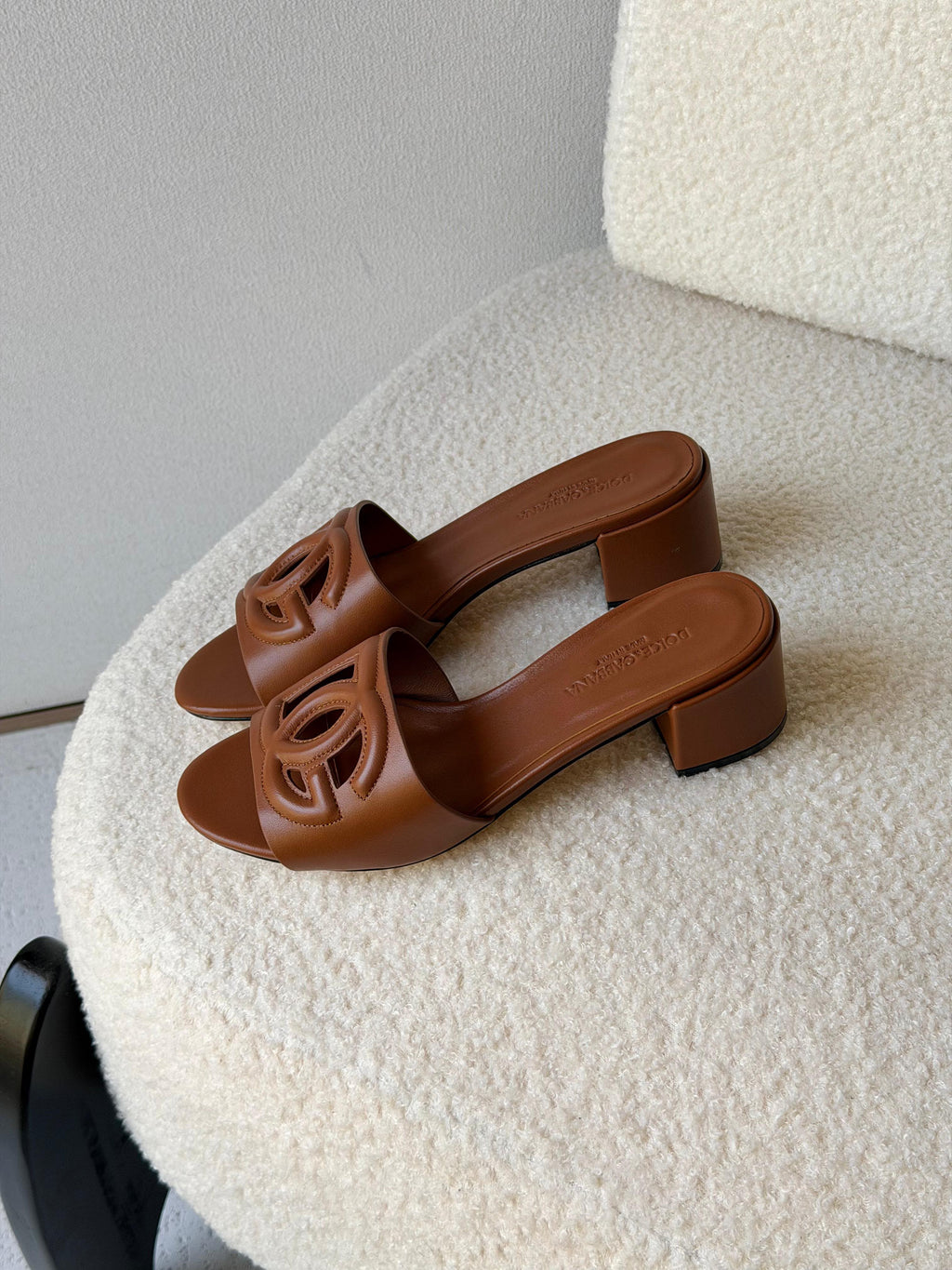 Dolce & Gabbana DG-Cutout Block-Heel Mules