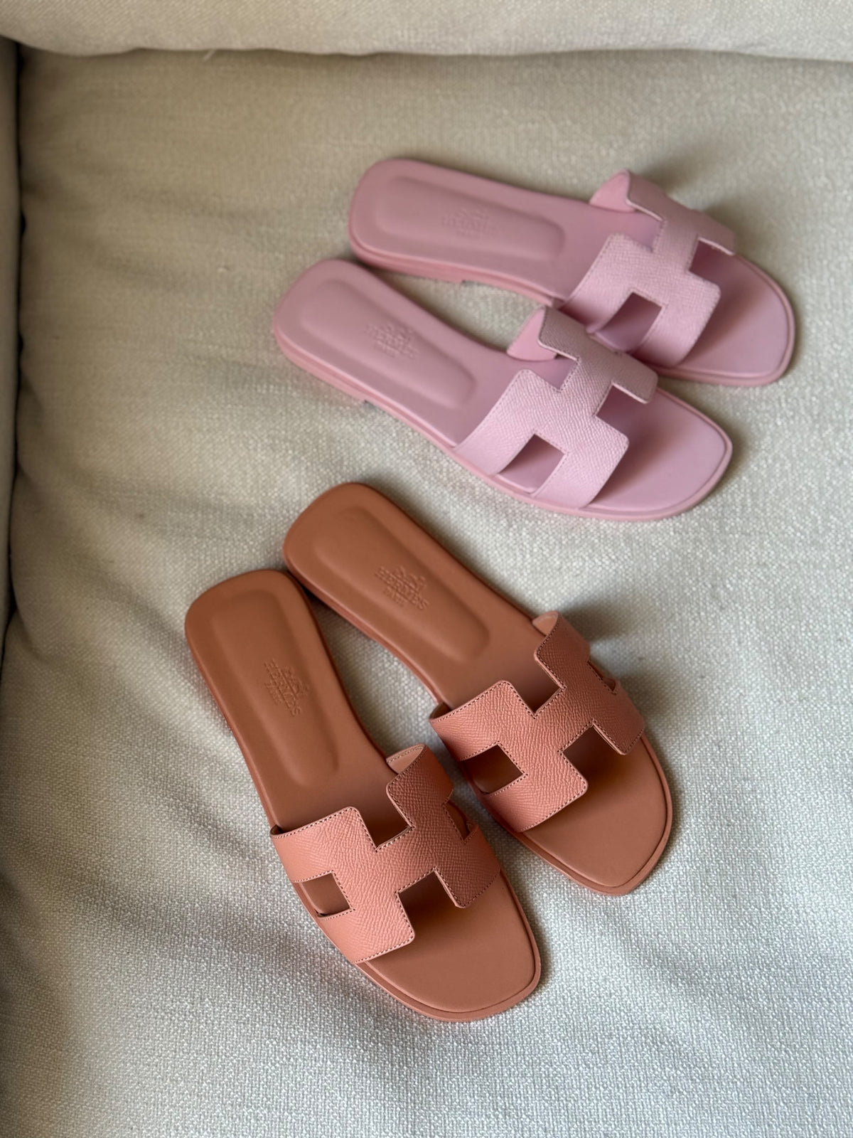 HERMES H-Cutout Flat Slides - Pink and Tan