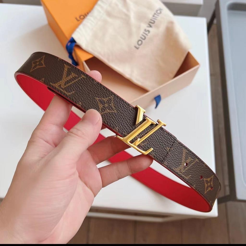 LV Belt 008