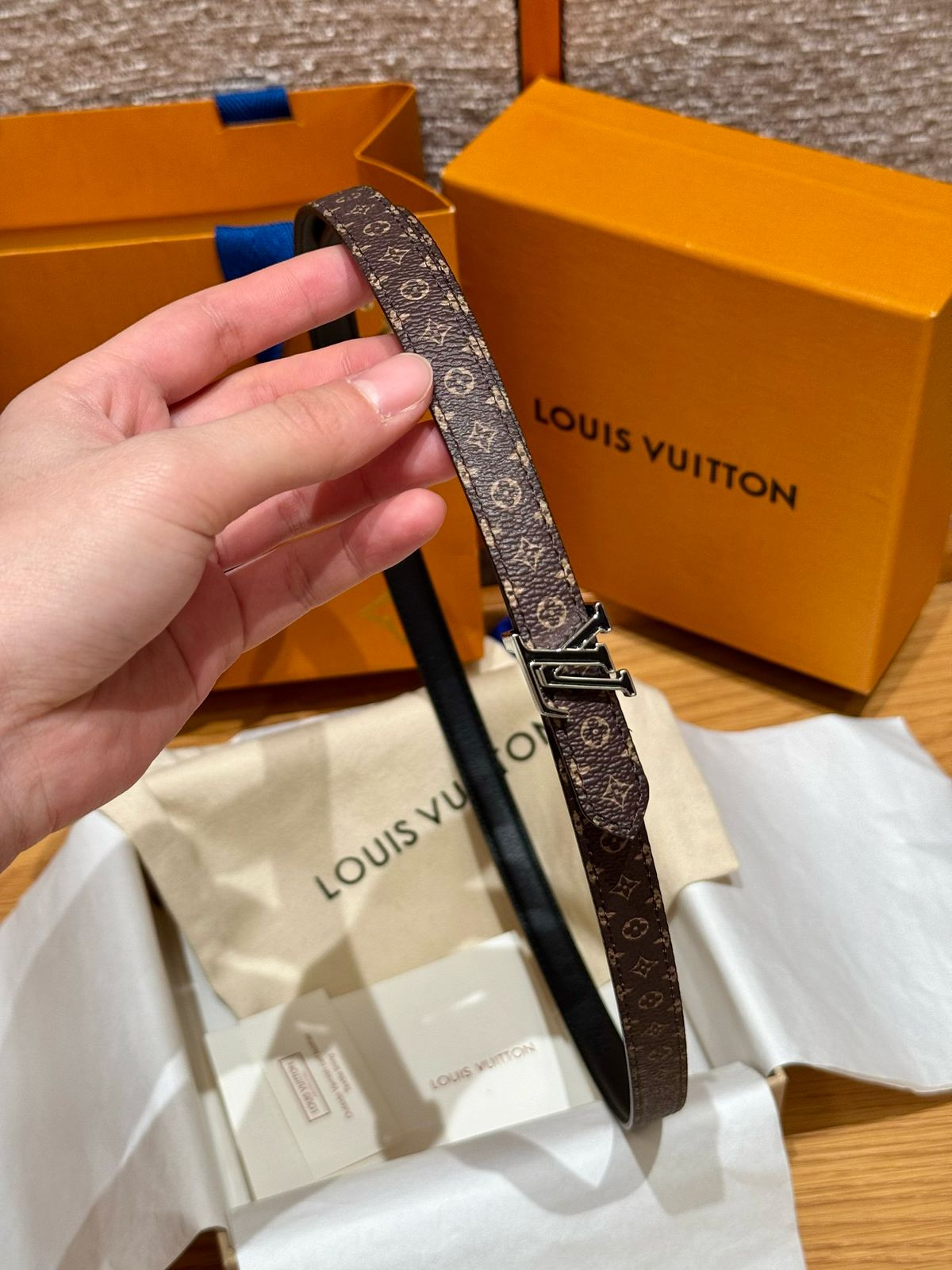 LV Belt 020